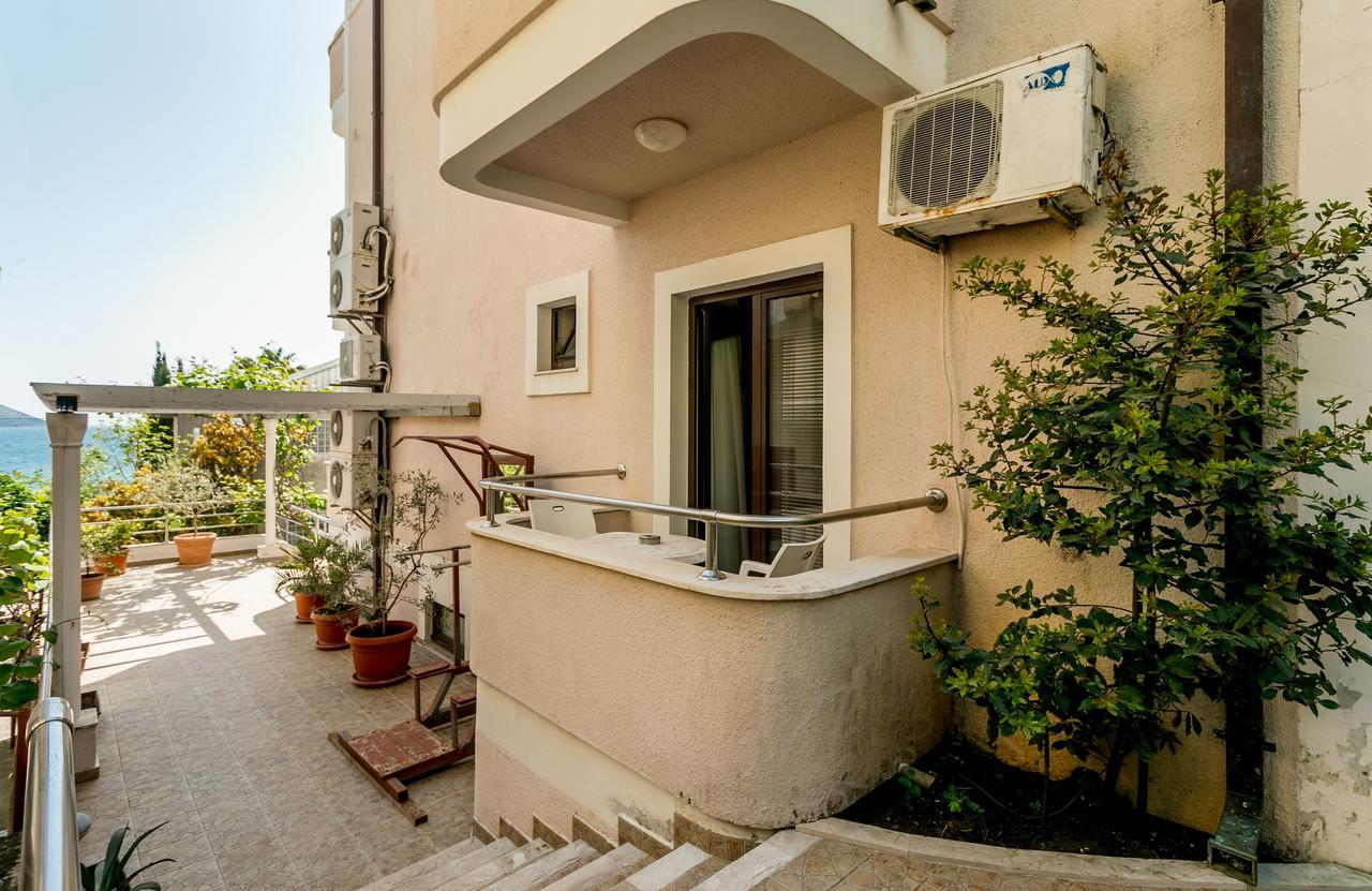 Apartments Maslina Herceg Novi Eksteriør billede